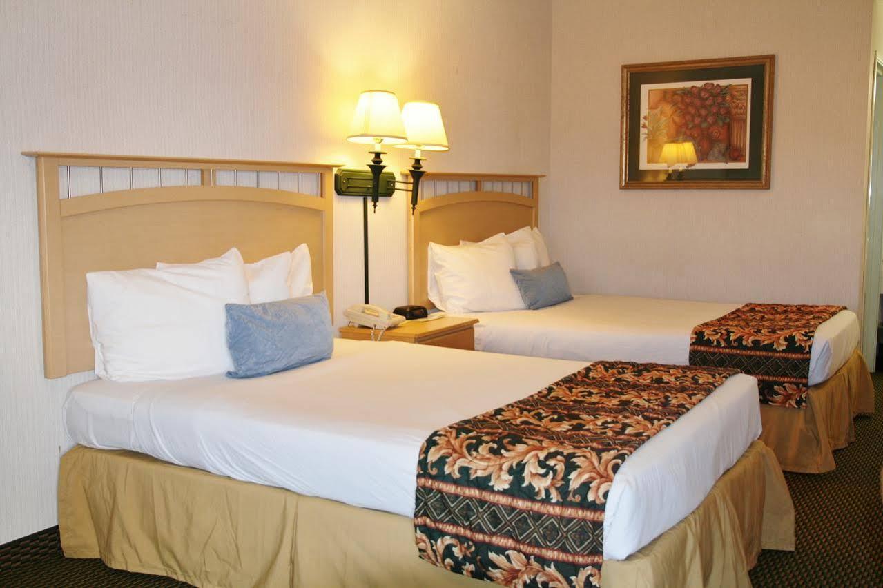Days Inn By Wyndham Rocklin/Sacramento Exterior photo